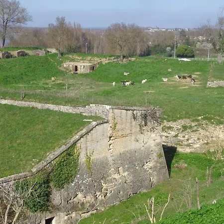 Grange La Bigarderie בית נופש